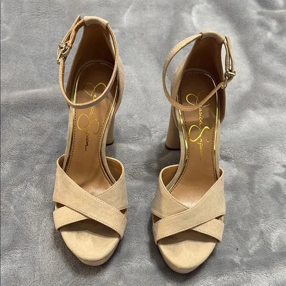 Jessica Simpson Women's Cream Heeled Sandals - Picture 3 of 9